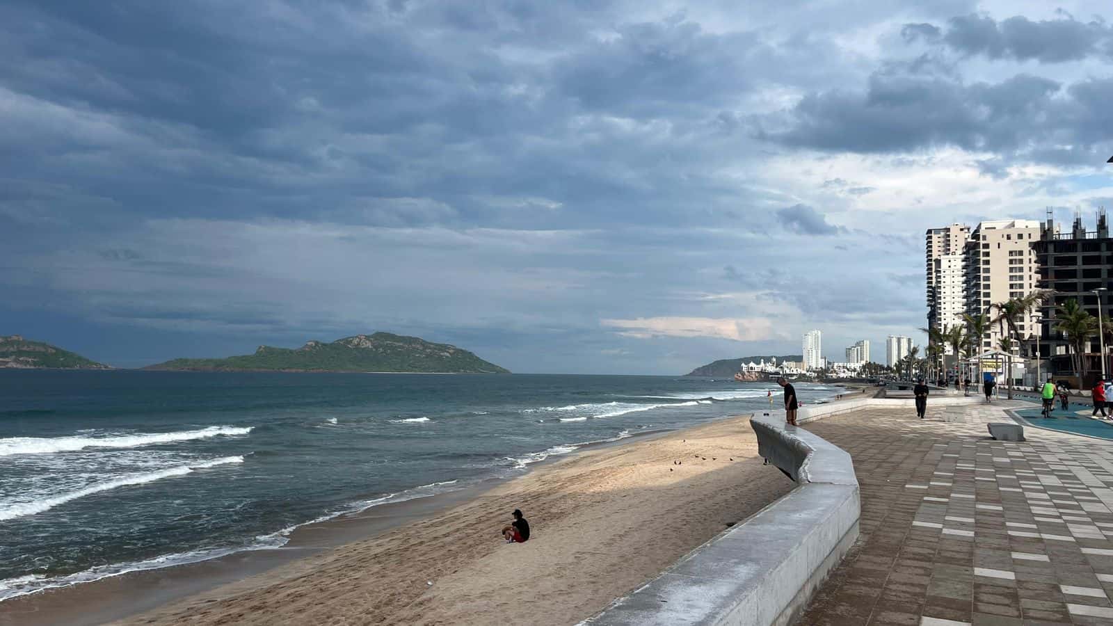 Pronostica PC Mazatlán lluvias ligeras e intenso calor en la costa y sierra del municipio