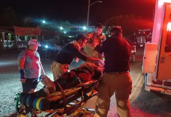 Auto “fantasma” atropella a adulto mayor en Villa Unión