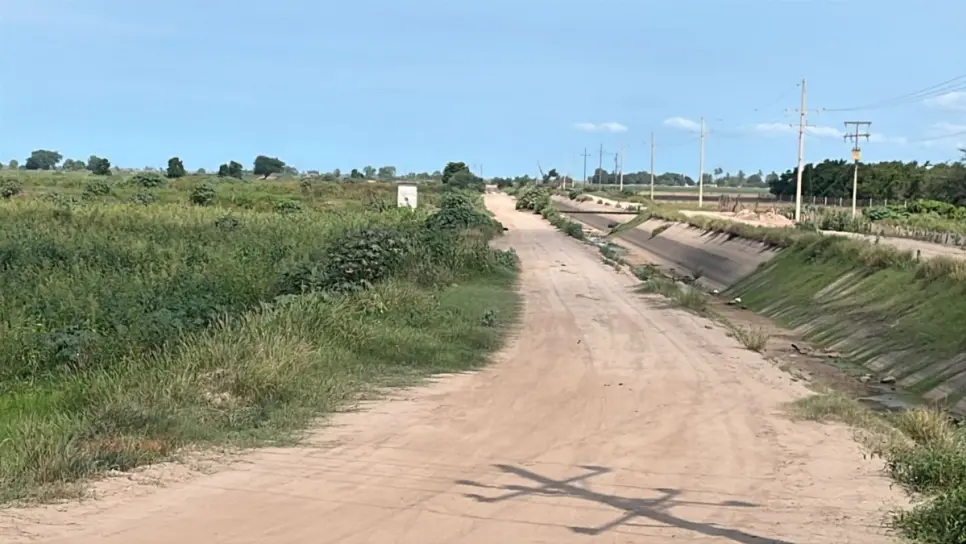 Ejecutan a un hombre en Navolato y lo abandonan con un mensaje