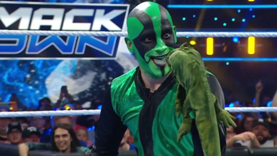 Mr. Iguana y Psycho Clown debutan con fuerza en WWE SmackDown | VIDEO