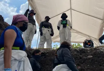 Continúa la recuperación humanitaria en fosa común del panteón 21 de Marzo