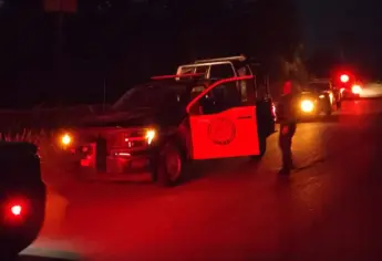 Encuentran embolsado y con un mensaje a un hombre en Campo Cuba, Culiacán
