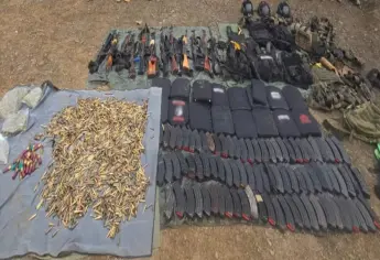 Detienen a 4 menores de edad con “Cuernos de Chivo”, equipo táctico, municiones y droga en Concordia