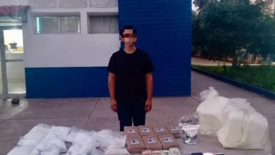 Detienen a un civil con droga y 140 mil pesos en el fraccionamiento Valle Alto, Culiacán