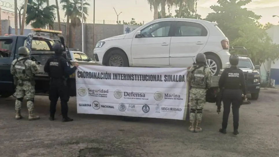 Recuperan dos vehículos en distintos hechos en los municipios de Culiacán y Navolato