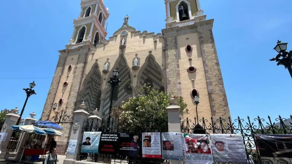 Familiares de personas desaparecidas en Mazatlán ofrecen misa en Catedral para pedir por su regreso