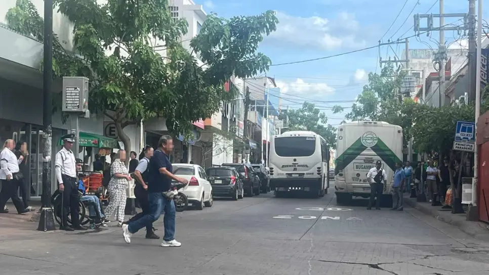 Roba una bocina de 10 mil pesos en una tienda departamental de Culiacán