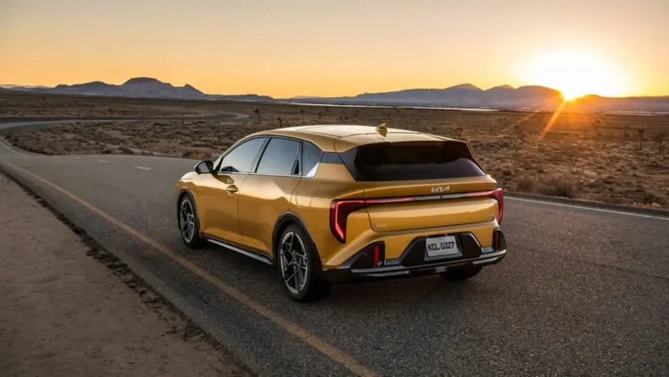 Así es el Kia K4 2026 hatchback, inicia preventa en México con solo 50 unidades