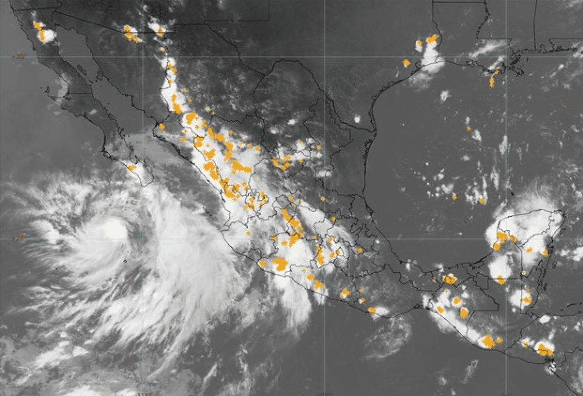 Se esperan lluvias muy fuertes en Baja California Sur por efectos de la tormenta Ivo