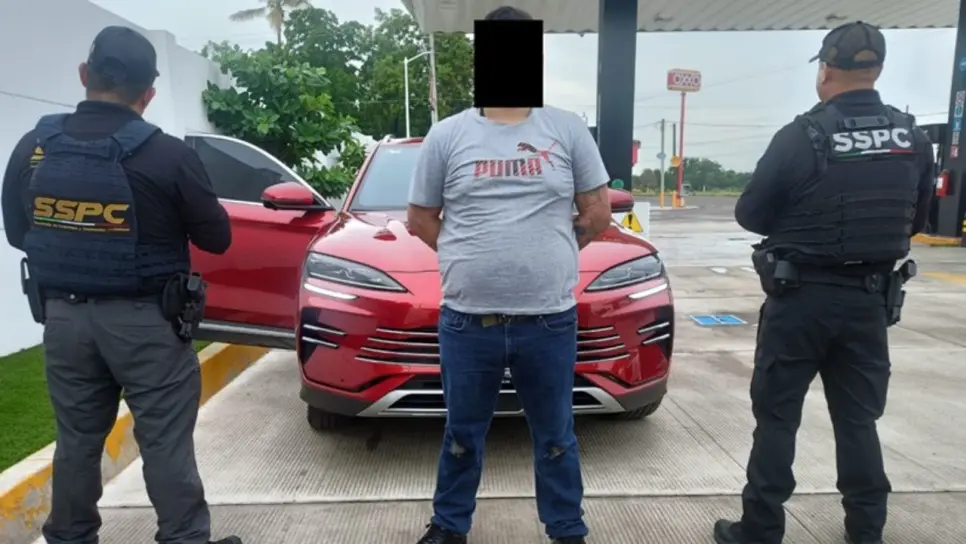 Policías de Harfuch recuperan vehículo robado en menos de media hora en Culiacán