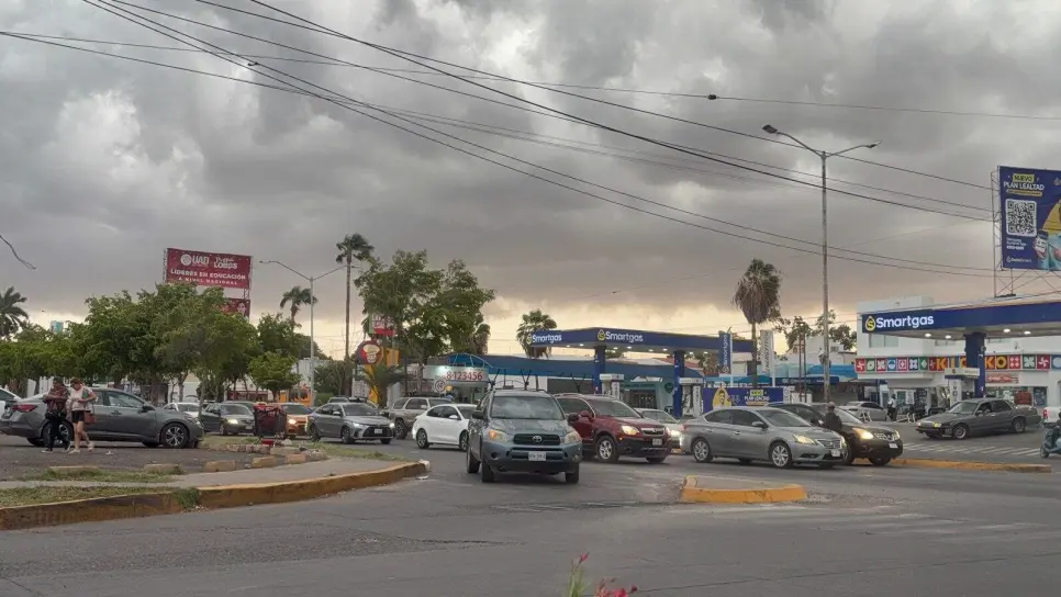 Fuertes vientos y lluvias sorprendieron a la zona norte de Sinaloa