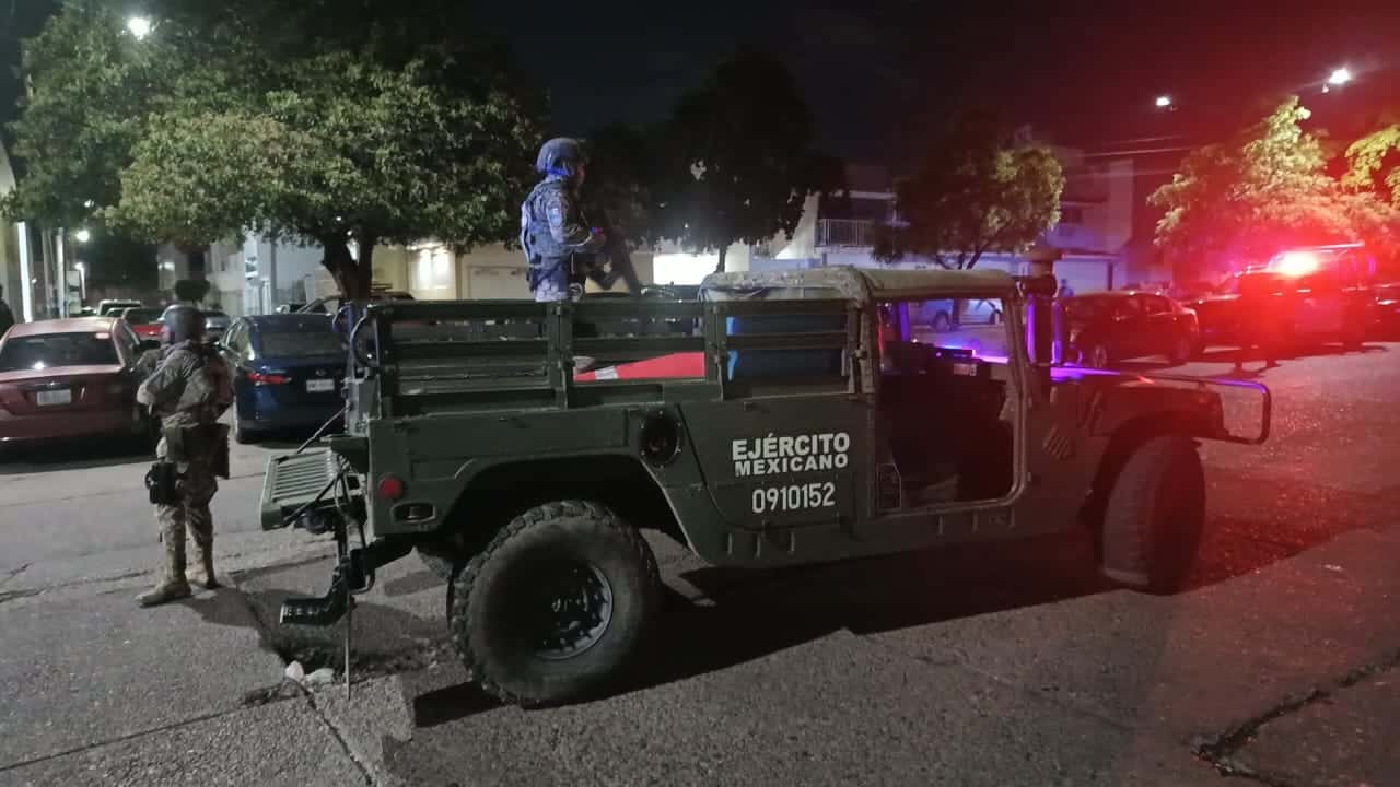 Asesinan a balazos a un joven en la colonia Lomas del Boulevard, en Culiacán