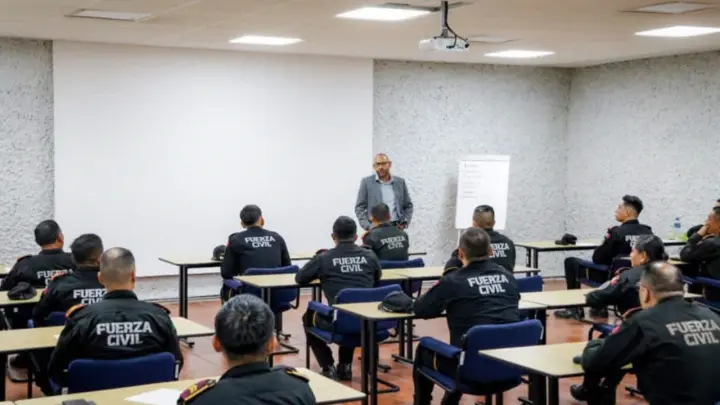 Nuevo León alista a policías bilingües para recibir a turistas en el Mundial