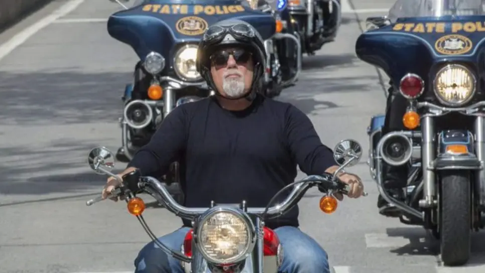 Billy Joel pone en subasta su valiosa colección de motos por problemas de salud