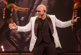 Pitbull calienta motores en Hermosillo antes del espectáculo de Shakira