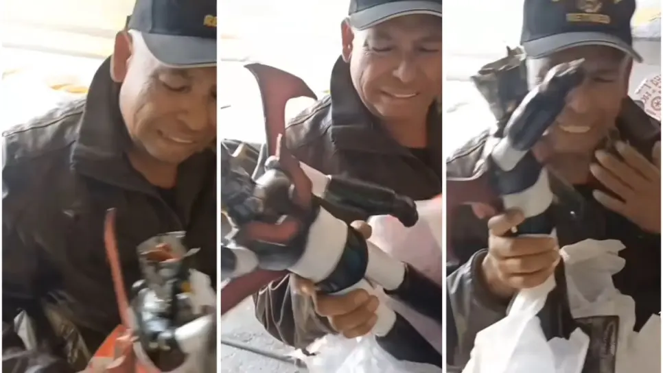 Le regalan un "Mazinger Z", el juguete que siempre quiso, y así reaccionó | VIDEO