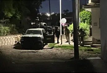 Matan a balazos a un hombre en el patio de un domicilio en la colonia Los Huizaches, en Culiacán