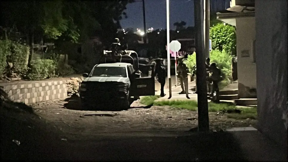 Matan a balazos a un hombre en el patio de un domicilio en la colonia Los Huizaches, en Culiacán