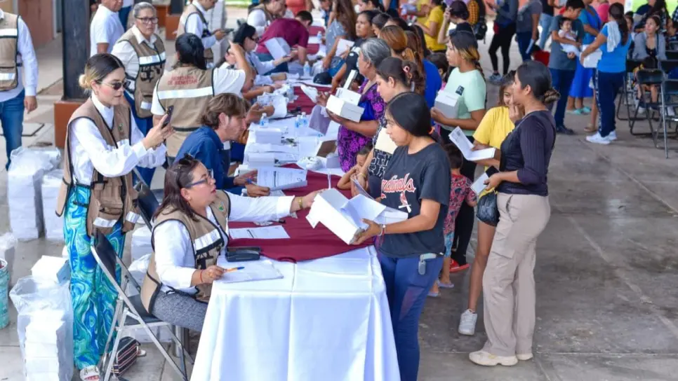 Inician en Bacorehuis proyecto para llevar calzado a toda la niñez del municipio de Ahome Inician en Bacorehuis proyecto para llevar calzado a toda la niñez del municipio de Ahome