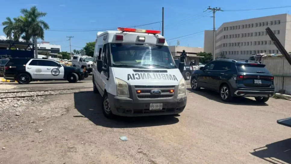 Identifican a dos de los tres internos heridos en la riña del Penal de Aguaruto Culiacán Identifican a dos de los tres internos heridos en la riña del Penal de Aguaruto Culiacán