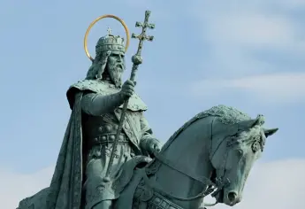 ¿Qué santo se celebra hoy? Santoral del sábado 16 de agosto de 2025