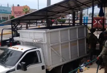 Hombres armados que asaltaban una refaccionaría en Villa Unión fueron detenidos por militares 