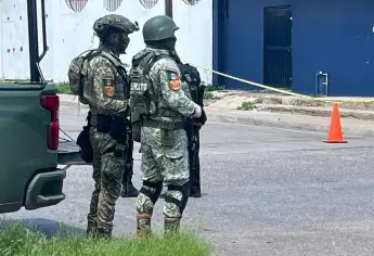 Militares cortan cartucho tras disparo en la Guadalupe Victoria de Culiacán