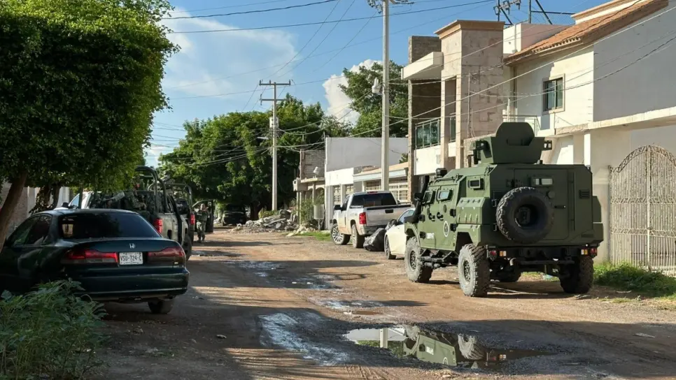 Ejército Mexicano intensifica patrullajes de seguridad en Guasave Ejército Mexicano intensifica patrullajes de seguridad en Guasave
