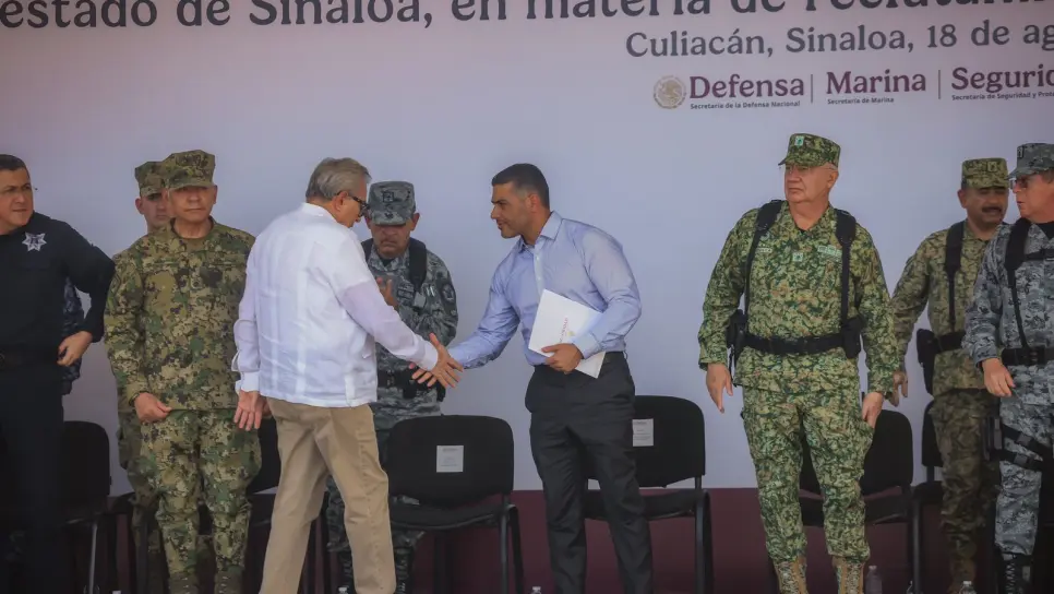 Omar García Harfuch: Disminuye de 5.9 a 3.6 los homicidios diarios en la primera quincena de agosto en Sinaloa Omar García Harfuch: Disminuye de 5.9 a 3.6 los homicidios diarios en la primera quincena de agosto en Sinaloa