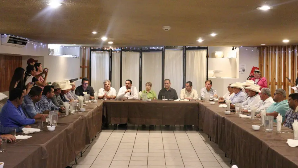 Productores de Sinaloa piden un precio objetivo de 6 mil pesos por tonelada del maíz Productores de Sinaloa piden un precio objetivo de 6 mil pesos por tonelada del maíz