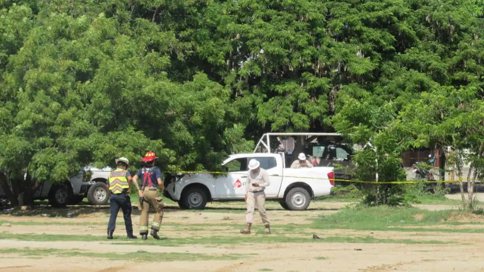 Se registra fuga en toma clandestina de combustible en la colonia Jesús García de Mazatlán Se registra fuga en toma clandestina de combustible en la colonia Jesús García de Mazatlán