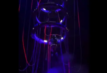 Katy Perry sufre una nueva falla en un show en vivo | VIDEO