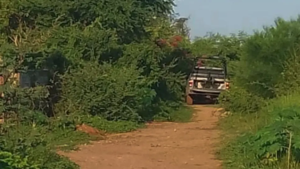 Localizan a hombre ejecutado a balazos en la Col. Bachigualato cerca del Aeropuerto de Culiacán Localizan a hombre ejecutado a balazos en la Col. Bachigualato cerca del Aeropuerto de Culiacán