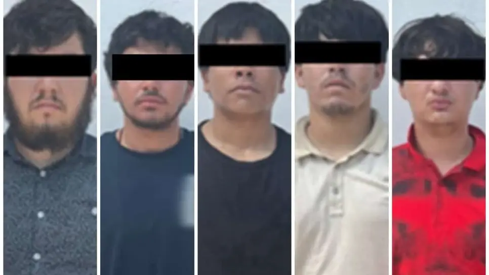 Detienen a 5 sicarios con Cuernos de Chivo, cargadores y más de 800 cartuchos, en Culiacán Detienen a 5 sicarios con Cuernos de Chivo, cargadores y más de 800 cartuchos, en Culiacán