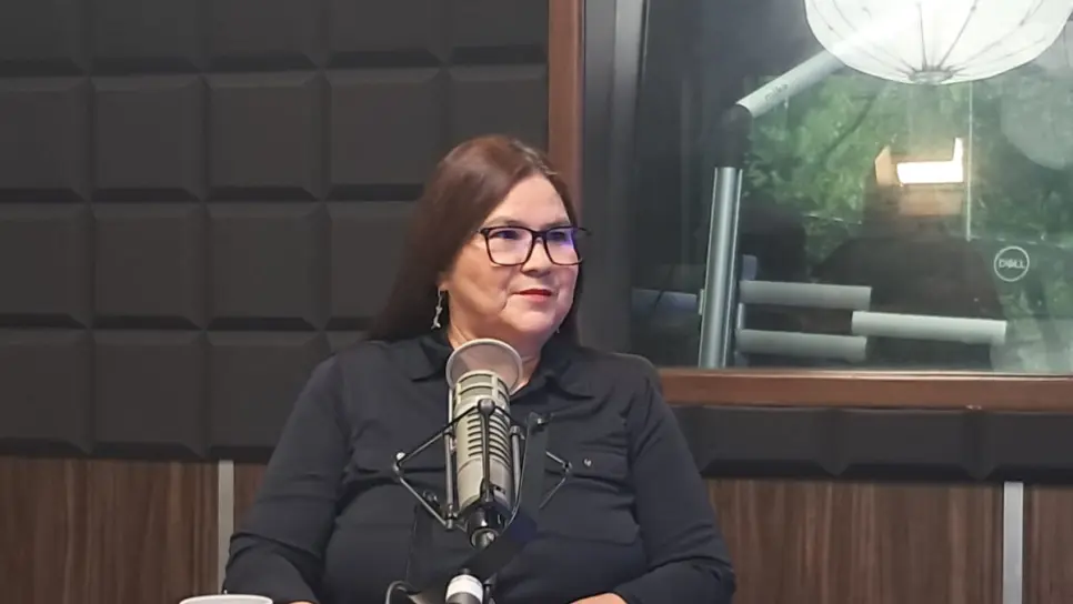 No se puede silbar y comer pinole, Imelda Castro tras retirarse de contienda por la Presidencia del Senado No se puede silbar y comer pinole, Imelda Castro tras retirarse de contienda por la Presidencia del Senado