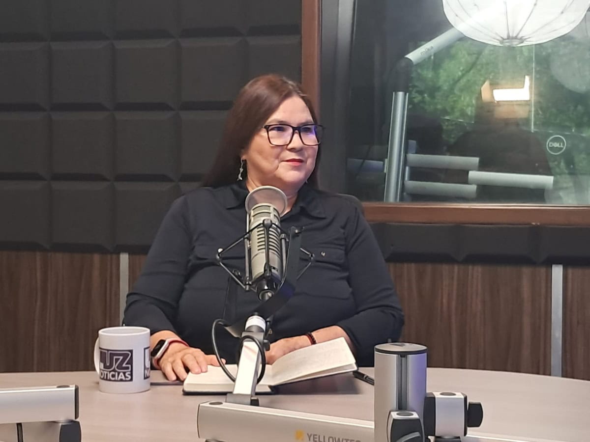 No se puede silbar y comer pinole, Imelda Castro tras retirarse de contienda por la Presidencia del Senado