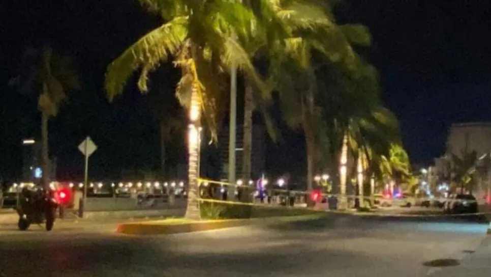 ¡Curva trágica! Pareja de motociclistas muere en accidente cerca de Olas Altas en Mazatlán