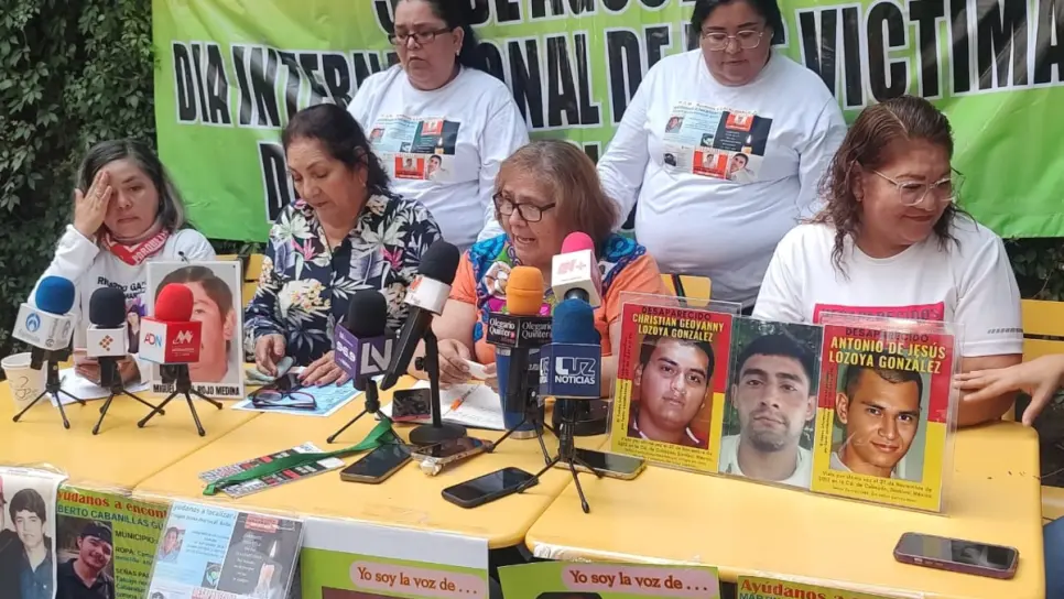 Colectivos de búsqueda reportan más de 2 mil desaparecidos en casi un año de violencia en Sinaloa Colectivos de búsqueda reportan más de 2 mil desaparecidos en casi un año de violencia en Sinaloa