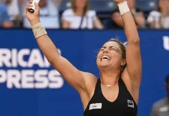 Mexicana Renata Zarazúa hace historia en el US Open; derrota a la sexta mejor del mundo en el Tenis Femenil