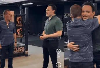 Julio César Chávez se reúne con su hijo Chavez Jr en gimnasio de Hermosillo, Sonora