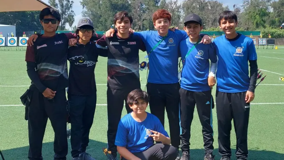 Alumnos de la UAS consiguen medallas de plata y Bronce en torneo nacional de tiro con arco. Alumnos de la UAS consiguen medallas de plata y Bronce en torneo nacional de tiro con arco.