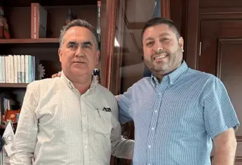 José Paz López y Jesús Madueña establecen acuerdos en beneficio del equipo de baloncesto´Tebacas de Badiraguato´