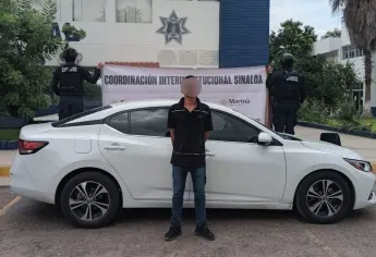 Recuperan tres vehículos robados y detienen a un hombre que conducía uno de ellos en Culiacán