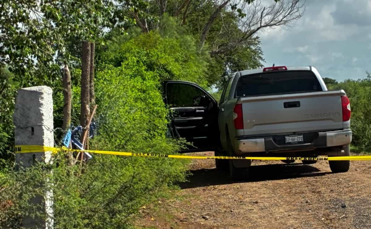 Localizan a un hombre ejecutado a balazos dentro de una camioneta en El Fuerte