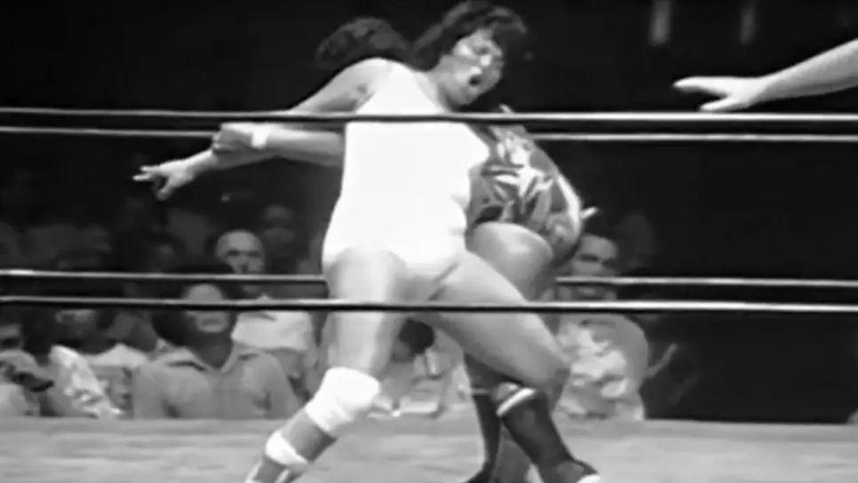 Muere Estela Molina, la mujer que rompió barreras en la lucha libre mexicana Muere Estela Molina, la mujer que rompió barreras en la lucha libre mexicana