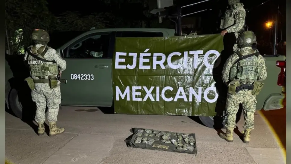 Militares decomisan mariguana, cocaína, metanfetamina y municiones en Guamúchil y El Rosario Militares decomisan mariguana, cocaína, metanfetamina y municiones en Guamúchil y El Rosario