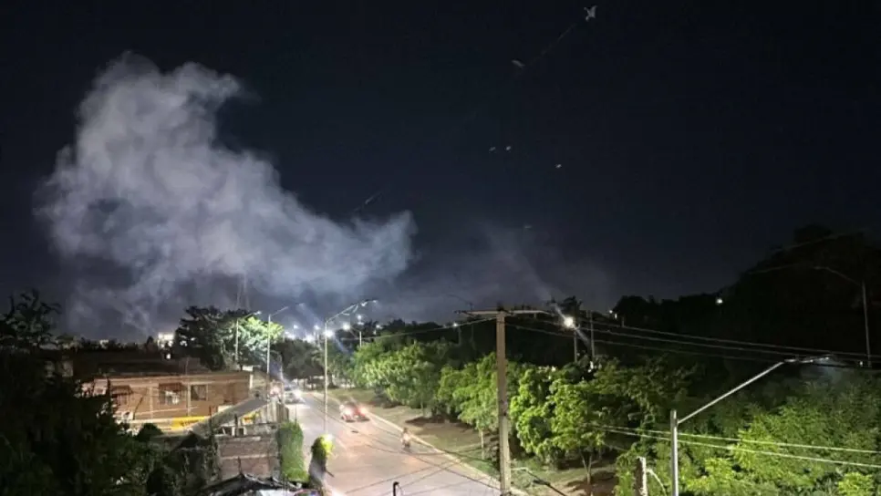 Atacan con explosivos una patrulla de la Policía Municipal en Mazatlán Atacan con explosivos una patrulla de la Policía Municipal en Mazatlán