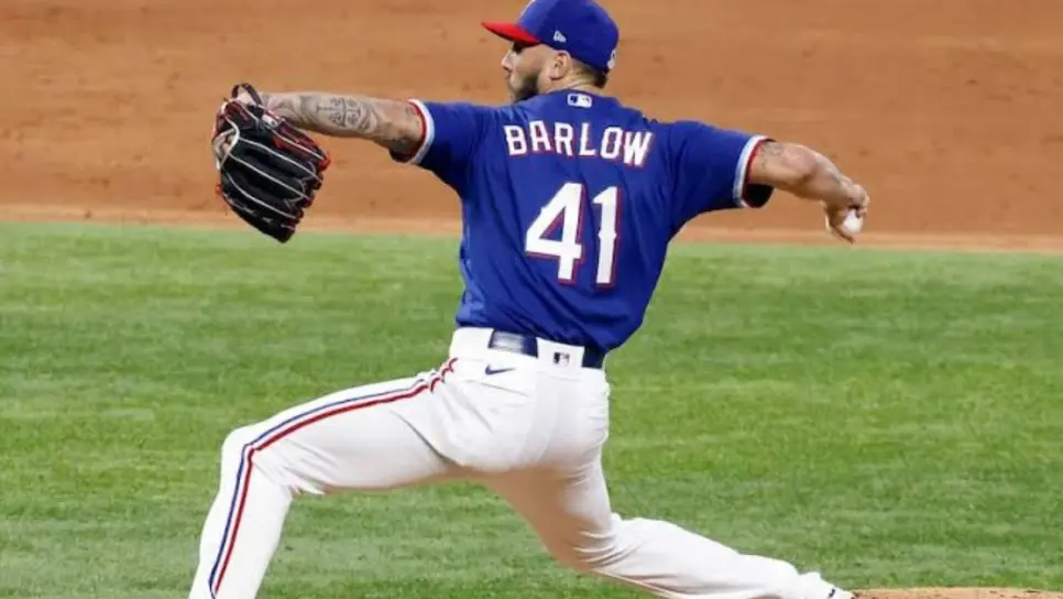 Joe Barlow es el nuevo cerrador de Tomateros de Culiacán para la temporada 2025-2026 Joe Barlow es el nuevo cerrador de Tomateros de Culiacán para la temporada 2025-2026