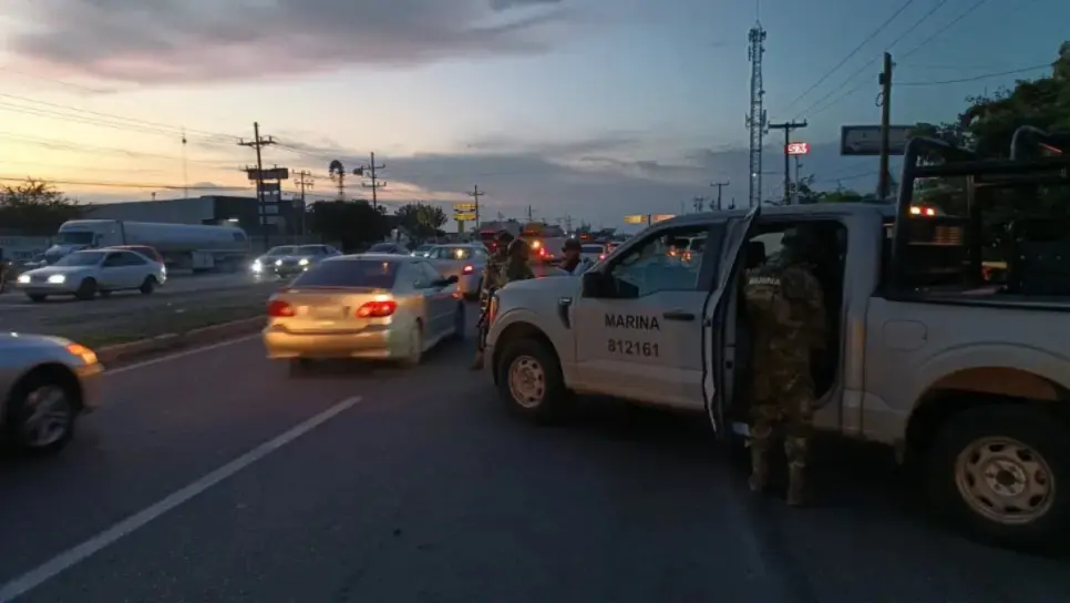Detonaciones de armas de fuego en la Colonia 10 de Mayo moviliza autoridades en Culiacán Detonaciones de armas de fuego en la Colonia 10 de Mayo moviliza autoridades en Culiacán