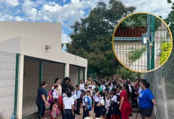Padres detienen inicio de clases en primaria de Almacenes de Macapul, Ahome por falta de maestro